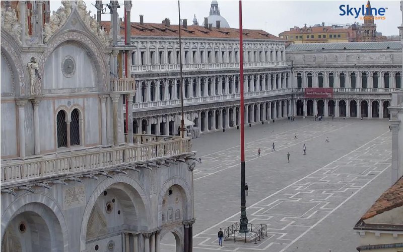 #有趣的网站一个神奇的网站（ www.skylinewebcams.com ），可以看到世界各地的日落直播